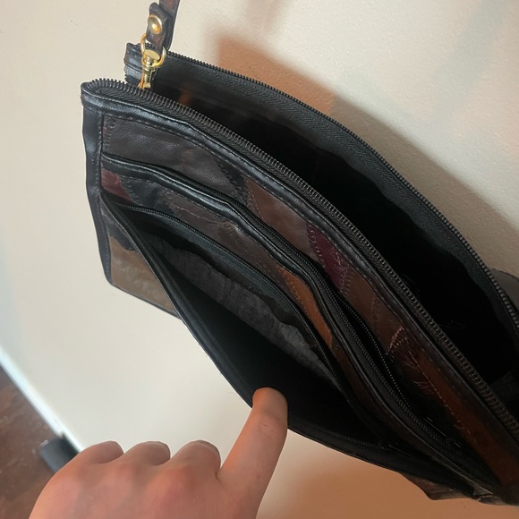 Crossbody Purse - Vegan Leather - Picture 6 of 7